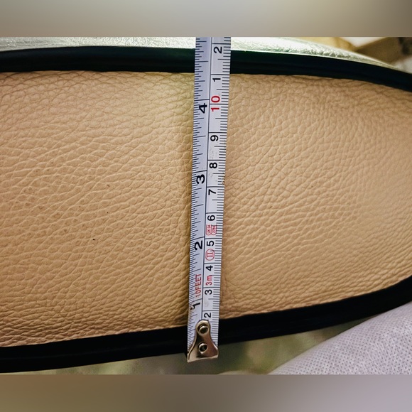 Brighton Beige Pebble Leather with Black Trim Shoulder Bag - Picture 11 of 12